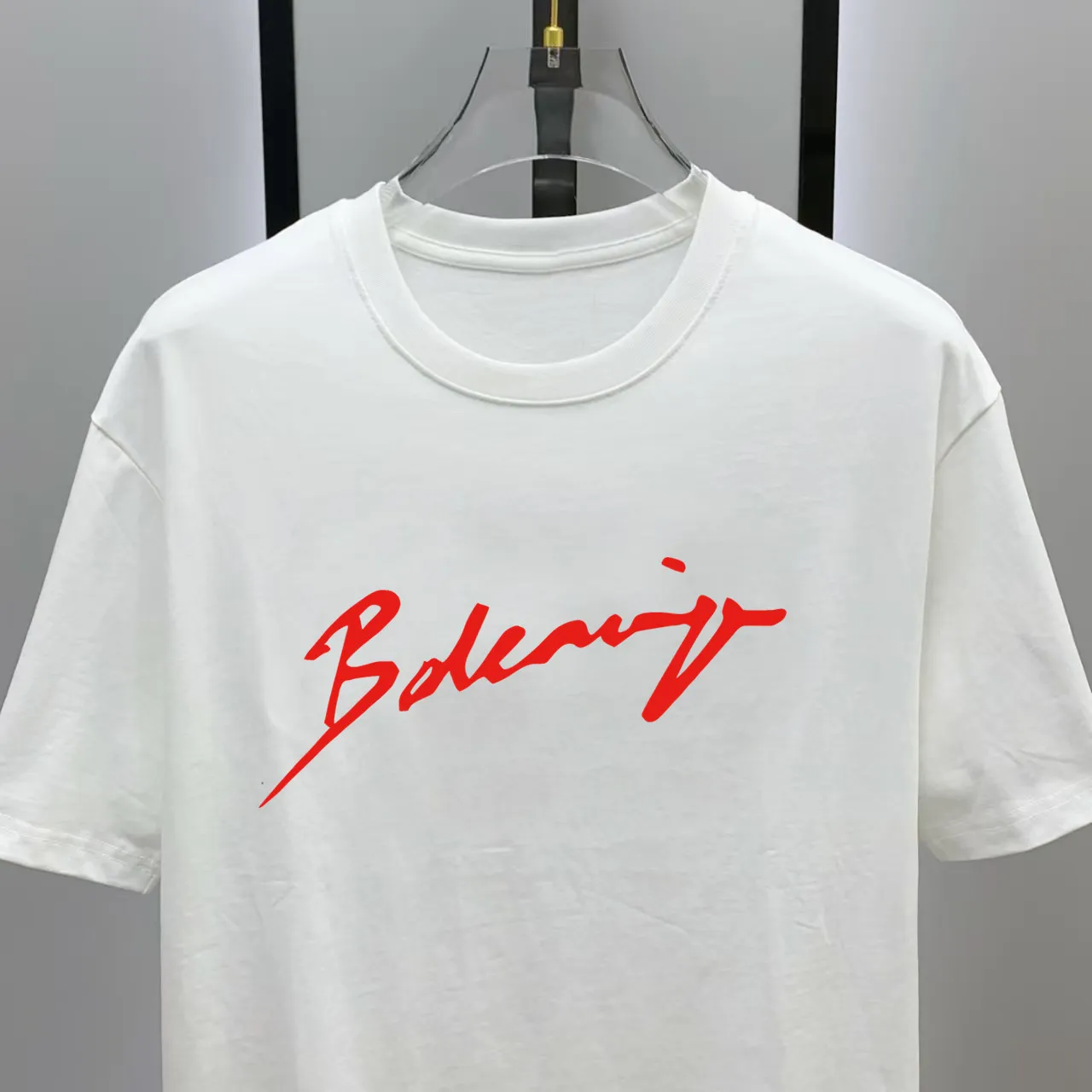# 2026 New Arrival New Arrival T Premium ！ logo Premium 250 . . . . . ！ ！ ：Black。White！ Sizes： S M L XL XXL ：50 52 55 58 61 ：69 71 73 75 77 ：48 50 53 56 58 ：22 22.5 23 23.5 24 ， 1-3CM